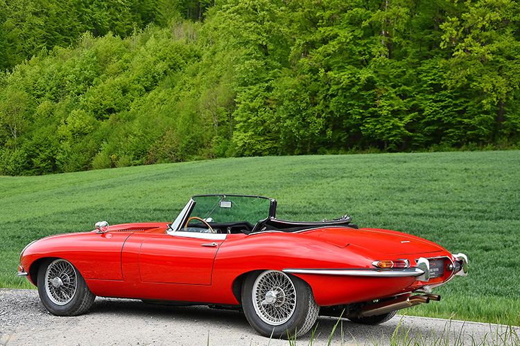 Jaguar E-Type Series 1 Flat Floor Roadster_09